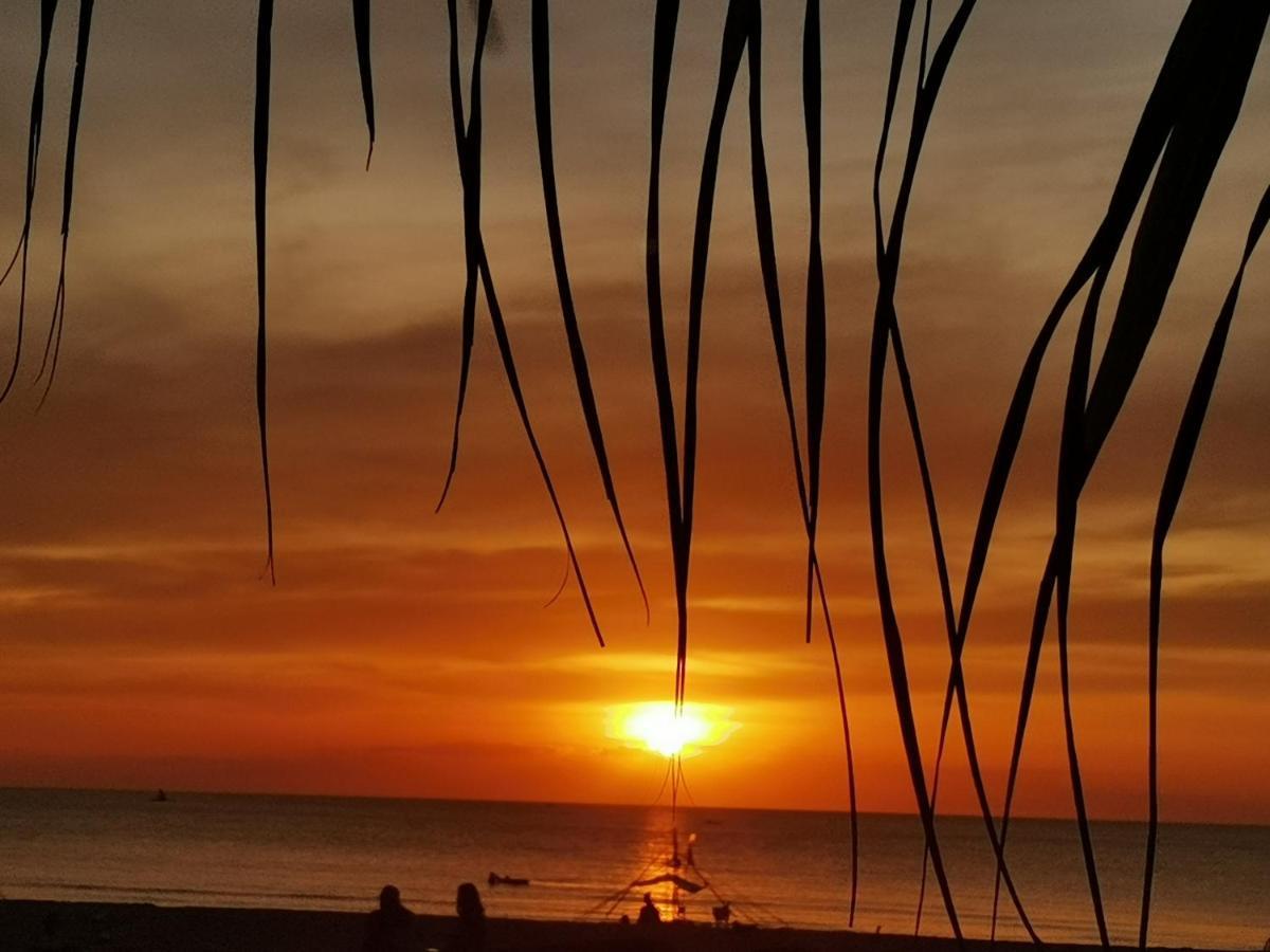 Sulu Sunset Beach Resort Nauhang Exterior foto