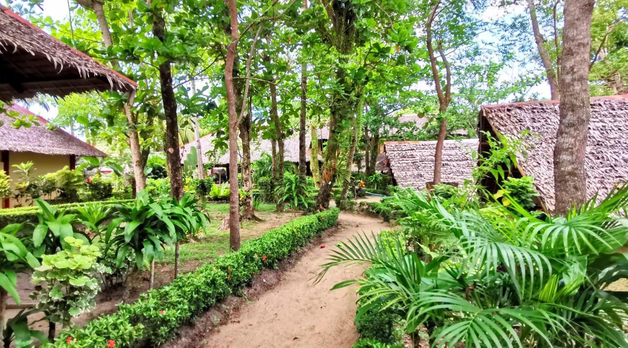 Sulu Sunset Beach Resort Nauhang Exterior foto